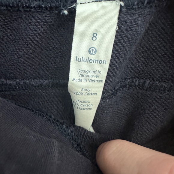 Lululemon Free To Roam Jogger Midnight Navy size 8 - Picture 3 of 7